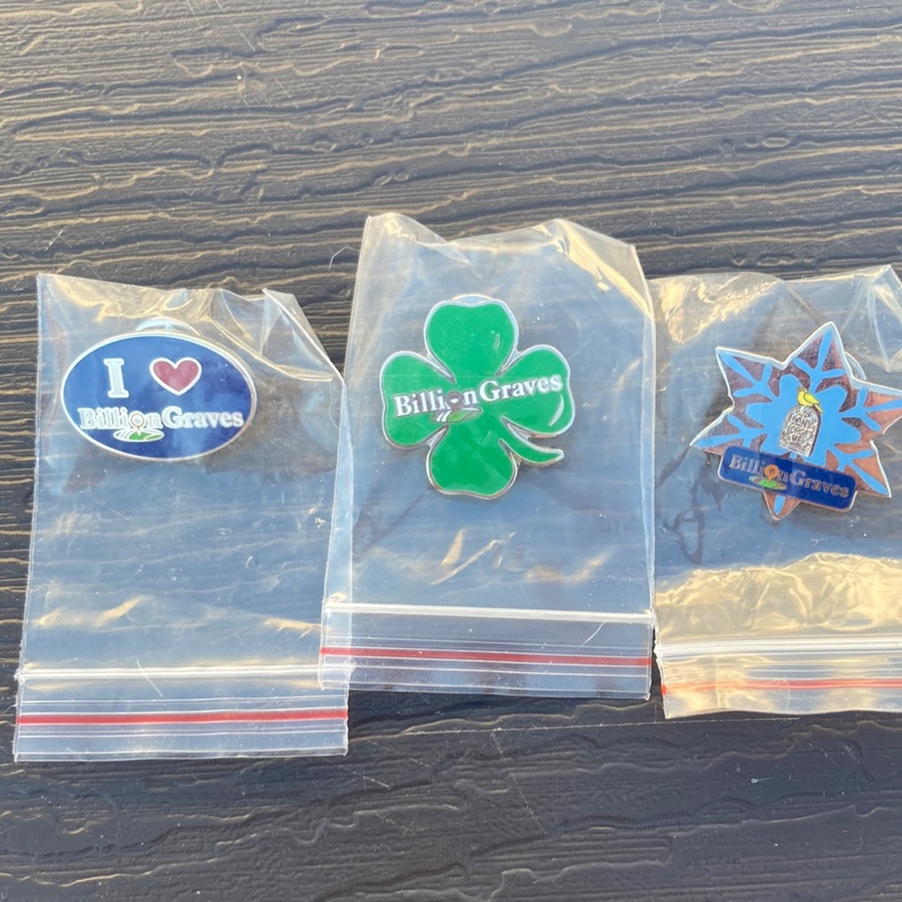 📌Billion Graves Collection 3 tac pins new in package - Picture 1 of 8